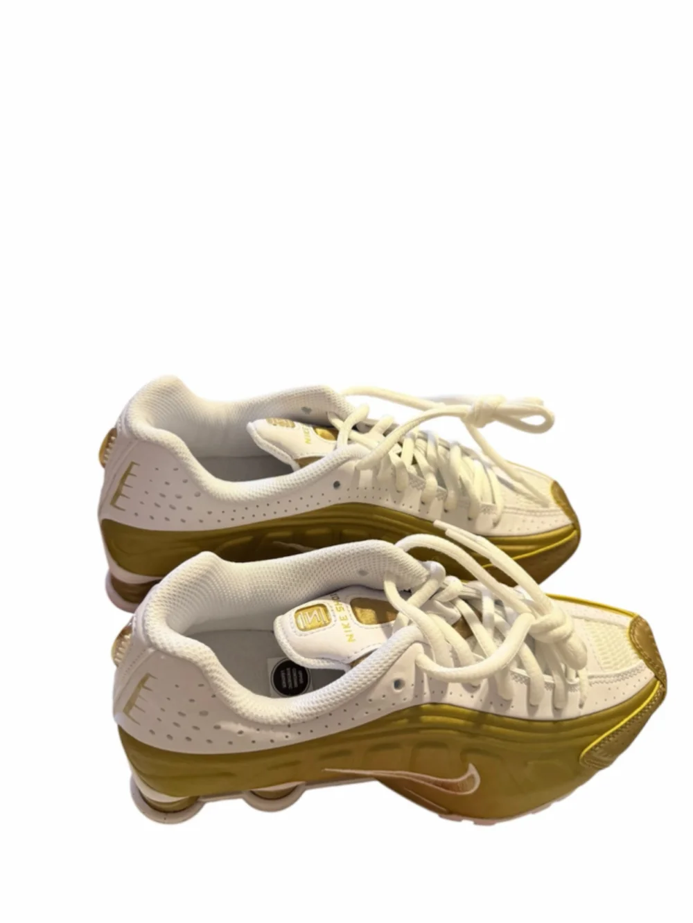 Men's/Youth Nike Shox R4 Sneakers Gold/White Size 4Y